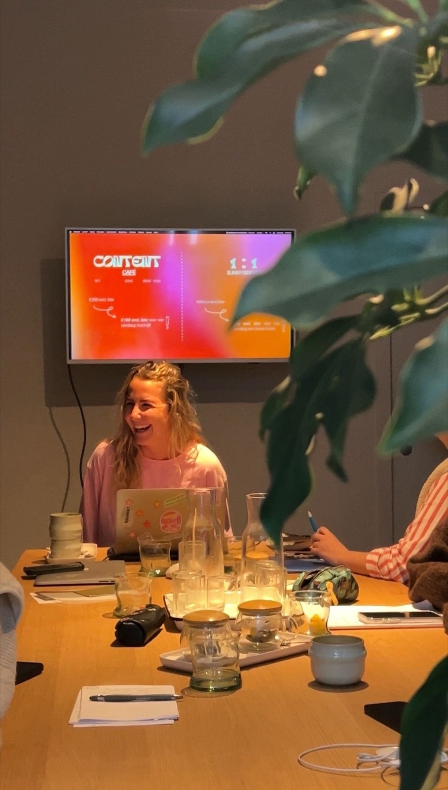 Workshop met presentatiescherm